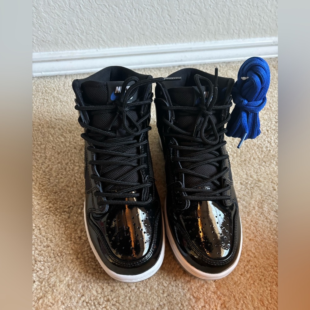Patent Space Jam Nike dunks size 5.5 big kids
